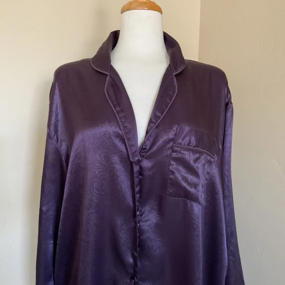Bali Studio Nightshirt Purple Silky Size 1X